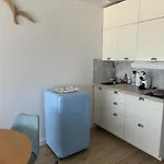 Golfslag 7b, Met Zeezicht Te Apartment *