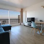 Golfslag 7b, Met Zeezicht Te Blankenberge
