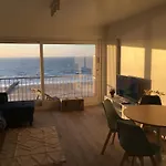 Golfslag 7b, Met Zeezicht Te Blankenberge