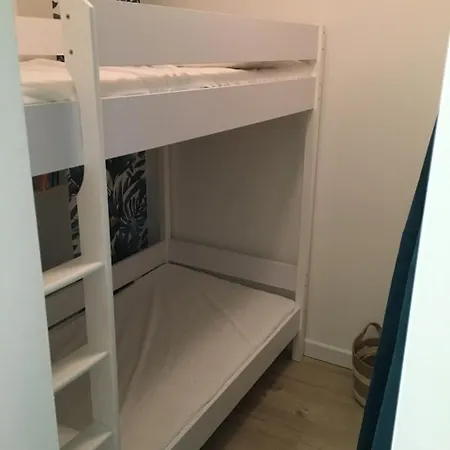 Golfslag 7b, Met Zeezicht Te Apartman