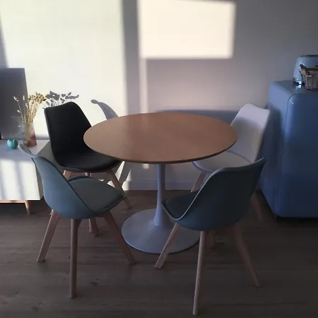 Apartman Golfslag 7b, Met Zeezicht Te