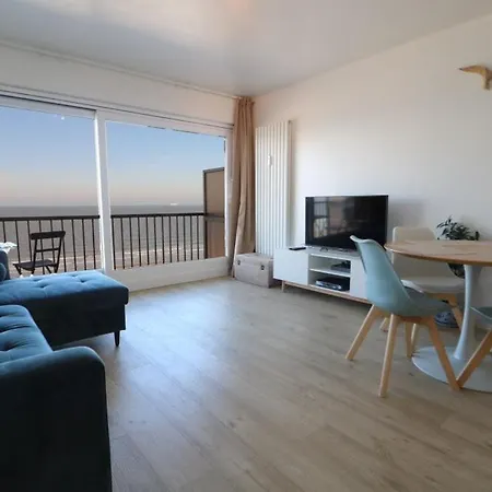 Golfslag 7b, Met Zeezicht Te Blankenberge